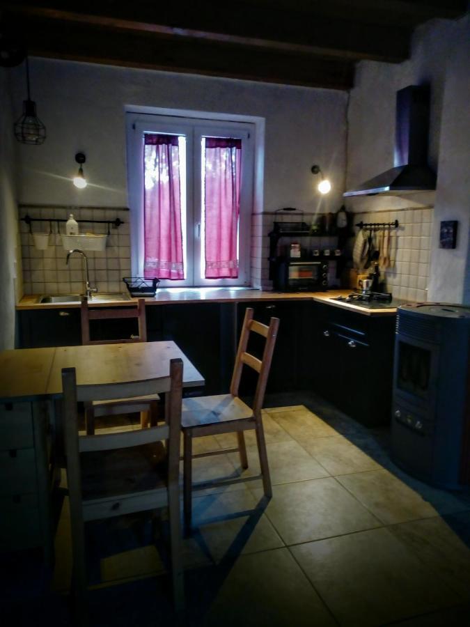 Вілла Ciuchi House Cantalupo Ligure Екстер'єр фото